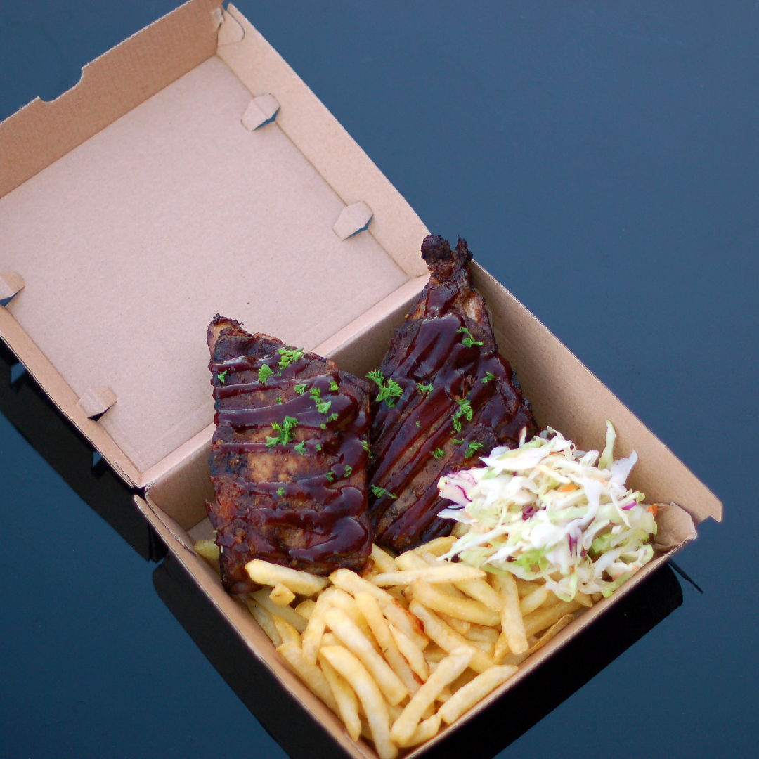 Ribs, Chips and Coleslaw served in Paperboard Dinner Clamshell